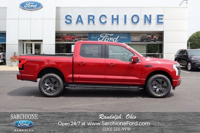 2025 Ford F-150 Lightning Lariat
