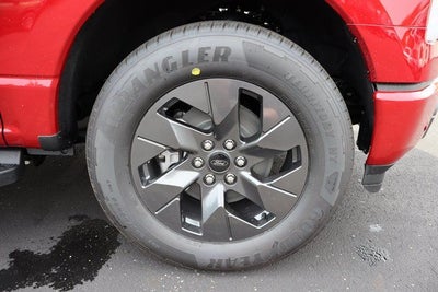 2025 Ford F-150 Lightning Lariat