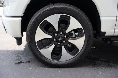 2025 Ford F-150 Lightning Platinum