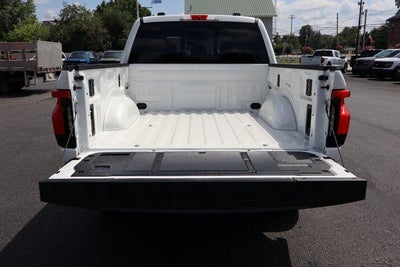 2025 Ford F-150 Lightning Platinum