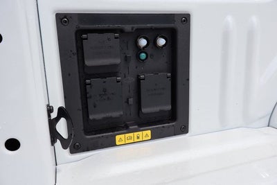 2025 Ford F-150 Lightning Platinum