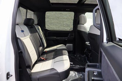 2025 Ford F-150 Lightning Platinum