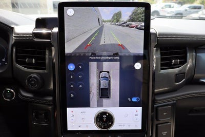 2025 Ford F-150 Lightning Platinum