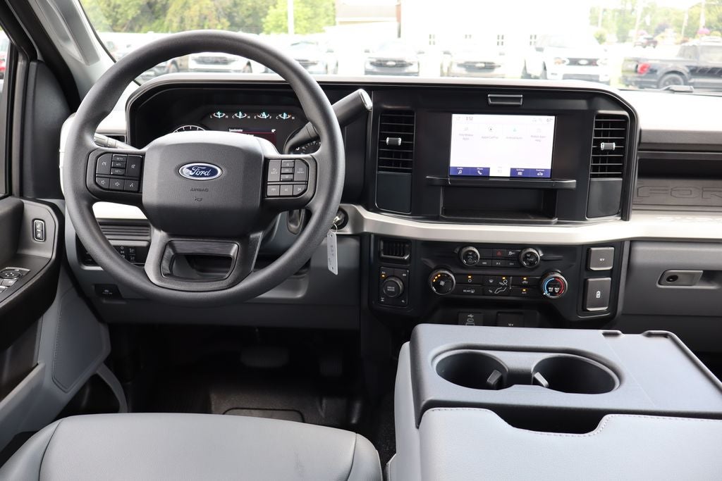 2025 Ford F-350SD XL