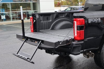 2027 Ford F-350SD Lariat