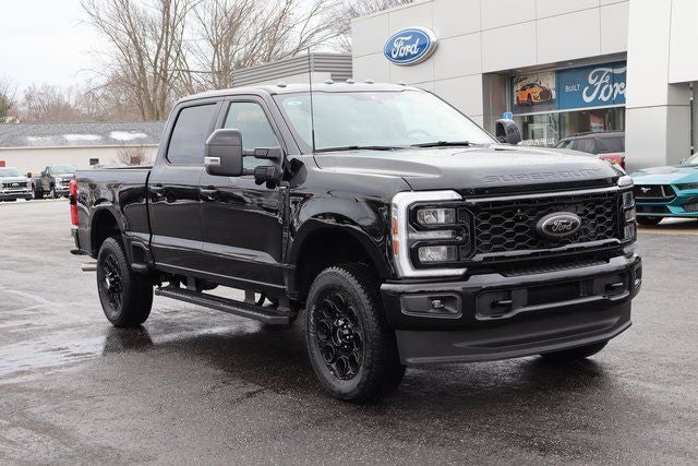 2026 Ford F-350SD Lariat