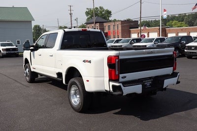 2025 Ford F-350SD Platinum DRW