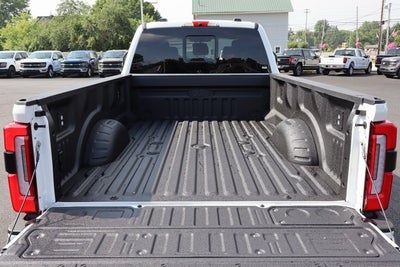 2025 Ford F-350SD Platinum DRW