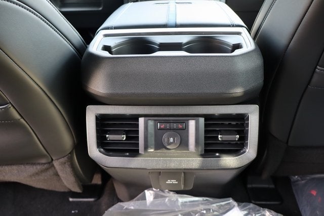 2025 Ford F-350SD Platinum DRW