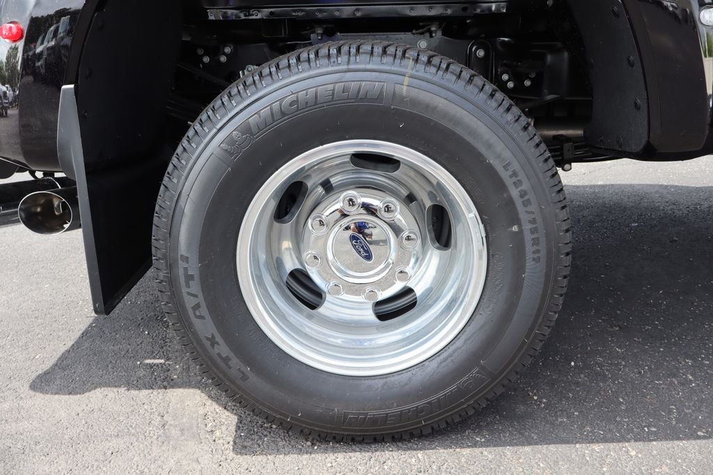 2026 Ford F-350SD Lariat DRW