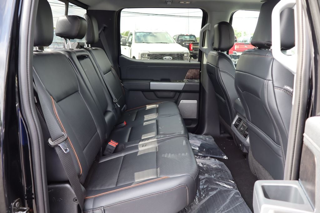 2026 Ford F-350SD Lariat DRW