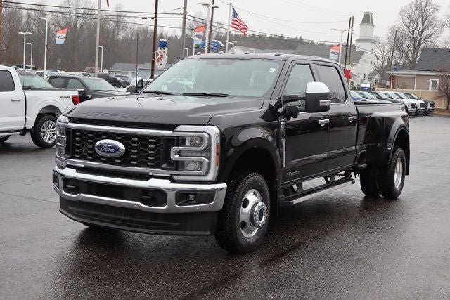 2026 Ford F-350SD Lariat DRW