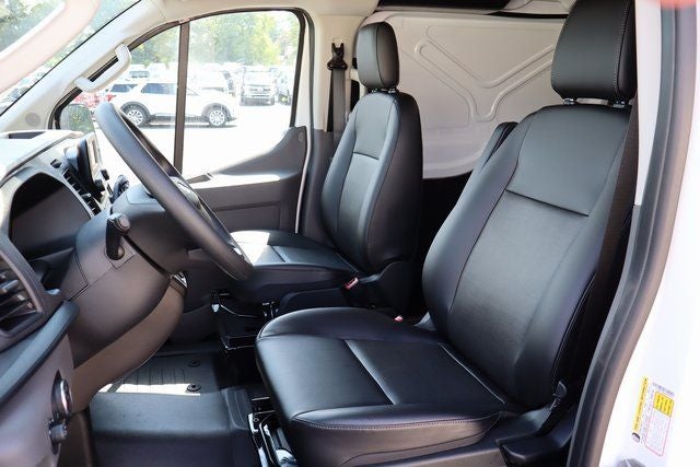 2025 Ford Transit-250 LR