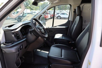 2025 Ford Transit-250 LR
