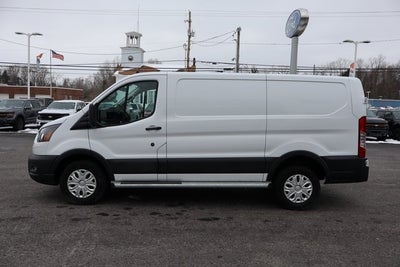 2024 Ford Transit-250 LR