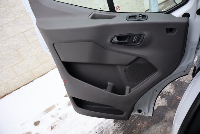 2024 Ford Transit-250 LR