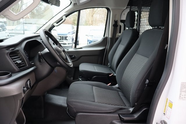 2024 Ford Transit-250 LR