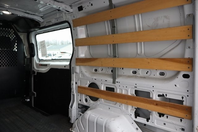 2024 Ford Transit-250 LR
