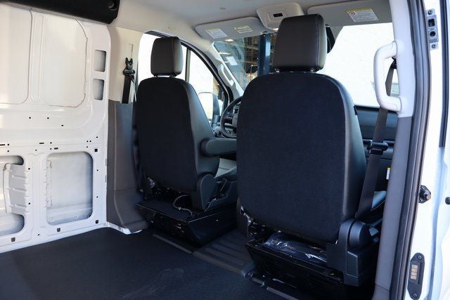 2025 Ford Transit-250 LR