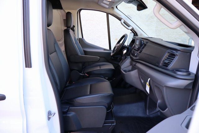 2025 Ford Transit-250 LR