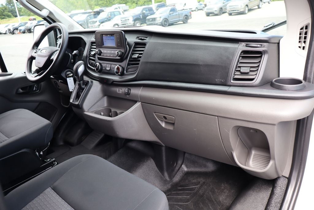 2025 Ford Transit-250 LR