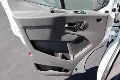 2025 Ford Transit-250 LR