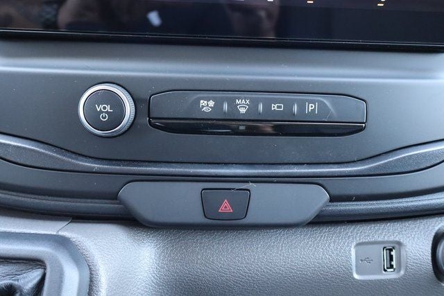 2025 Ford Transit-250 LR