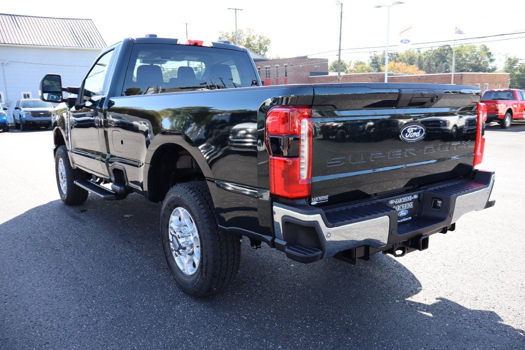 2027 Ford F-250SD XLT
