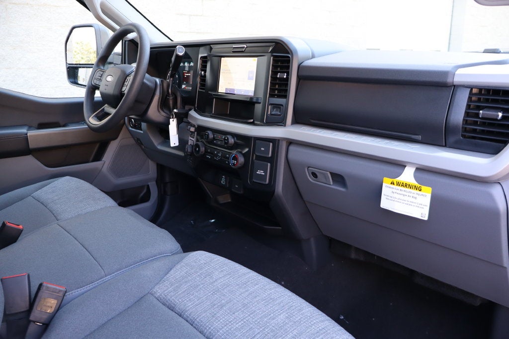 2027 Ford F-250SD XLT