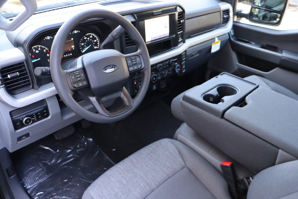 2027 Ford F-250SD XLT