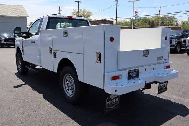 2025 Ford F-350SD XL w/8' Stahl Steel Service Body