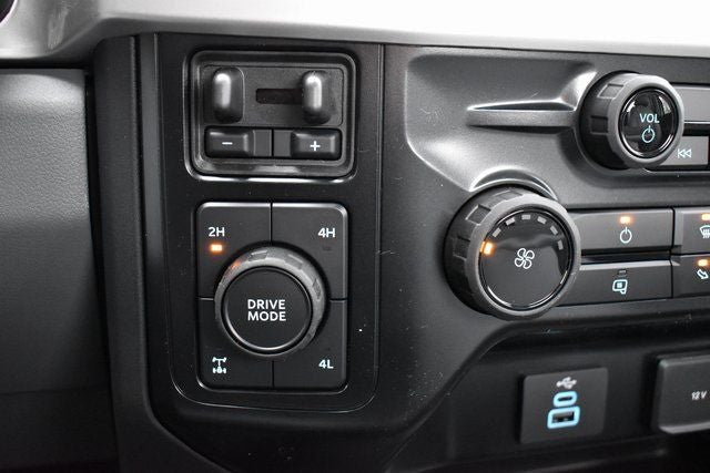 2025 Ford F-350SD XL w/8' Stahl Steel Service Body