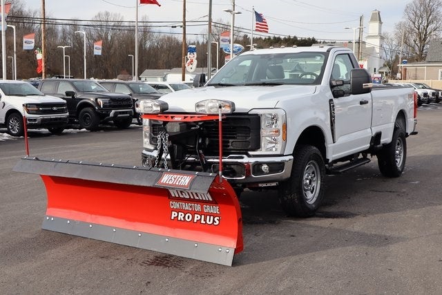 2026 Ford F-350SD XL w/8' Western Pro Plus Plow