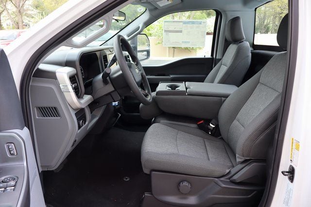 2025 Ford F-350SD XL