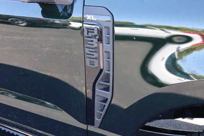 2027 Ford F-350SD XL