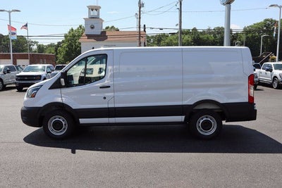 2025 Ford Transit-150 LR