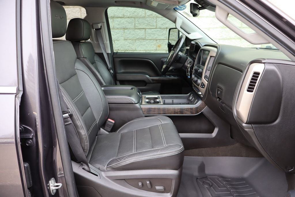 2015 GMC Sierra 2500HD Denali