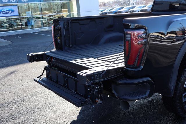 2025 GMC Sierra 2500HD AT4