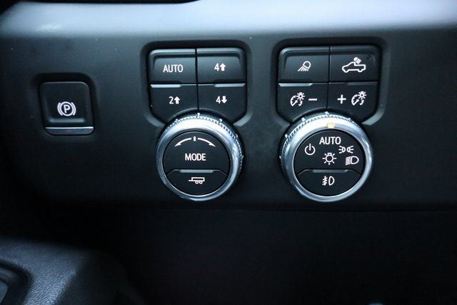 2025 GMC Sierra 2500HD AT4