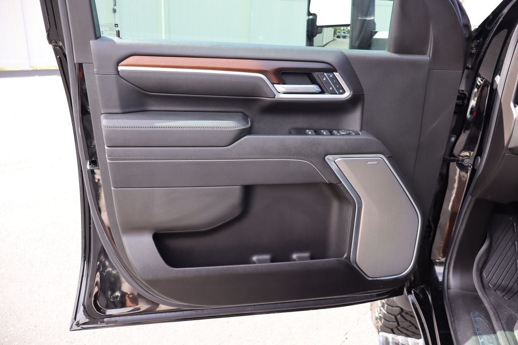 2025 GMC Sierra 2500HD Denali