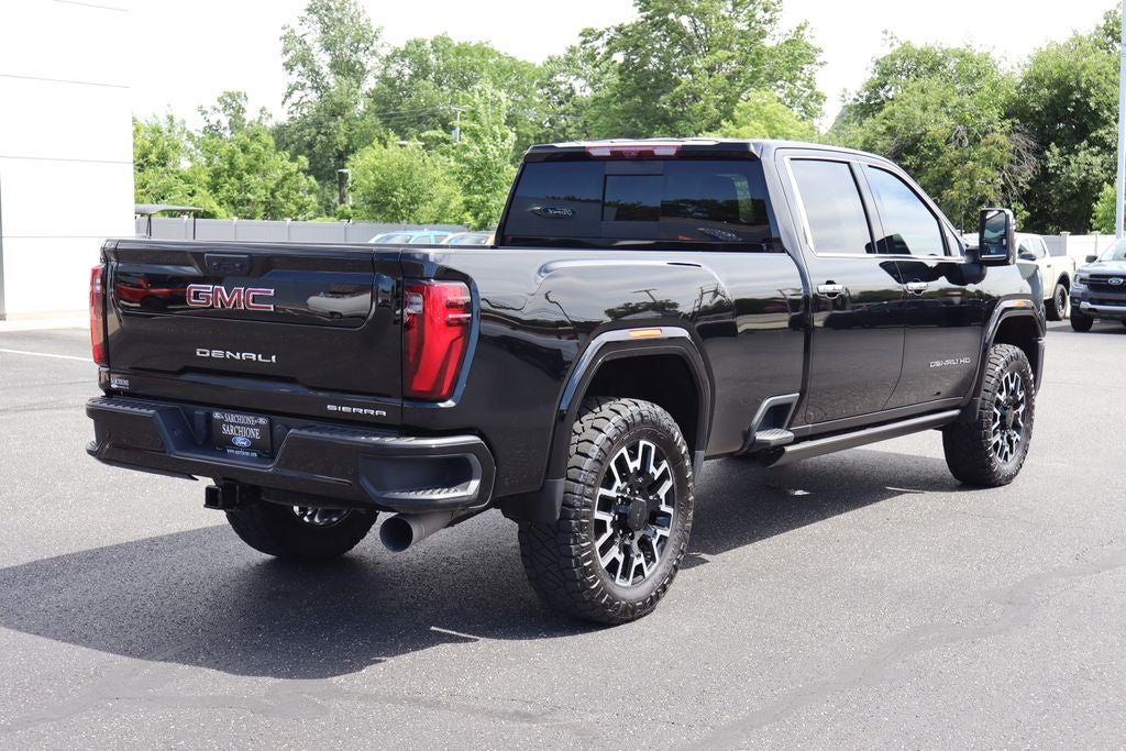 2025 GMC Sierra 2500HD Denali