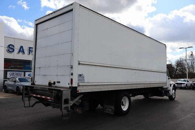 2019 International 4300 DRW w/Cargo Box