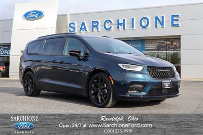 2025 Chrysler Pacifica Limited S