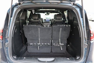 2025 Chrysler Pacifica Limited S