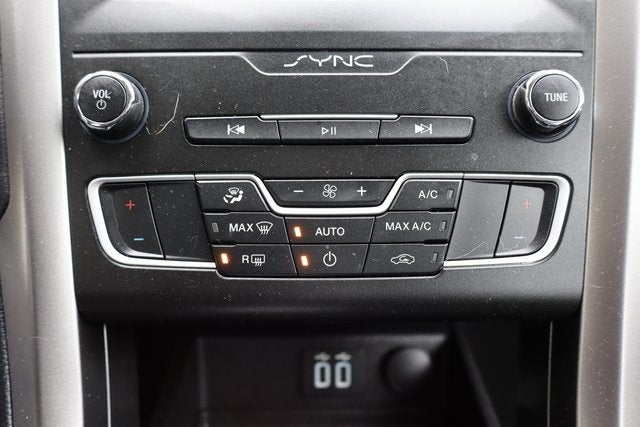 2020 Ford Fusion Hybrid SE