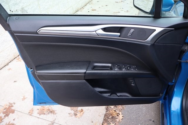 2020 Ford Fusion Hybrid SE