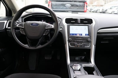 2020 Ford Fusion Hybrid SE