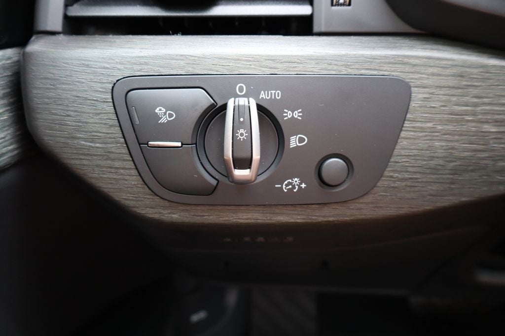 2021 Audi A4 40 Premium quattro