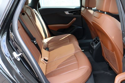 2021 Audi A4 40 Premium quattro