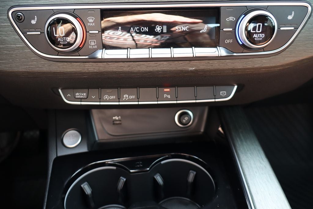 2021 Audi A4 40 Premium quattro